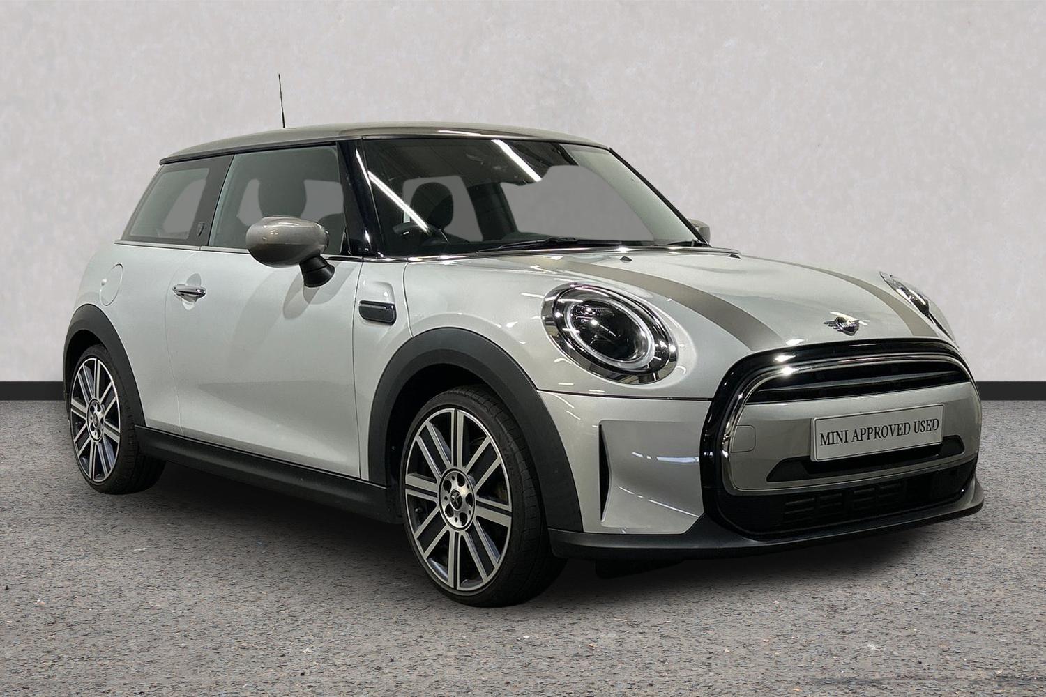 Main listing image - MINI Hatchback