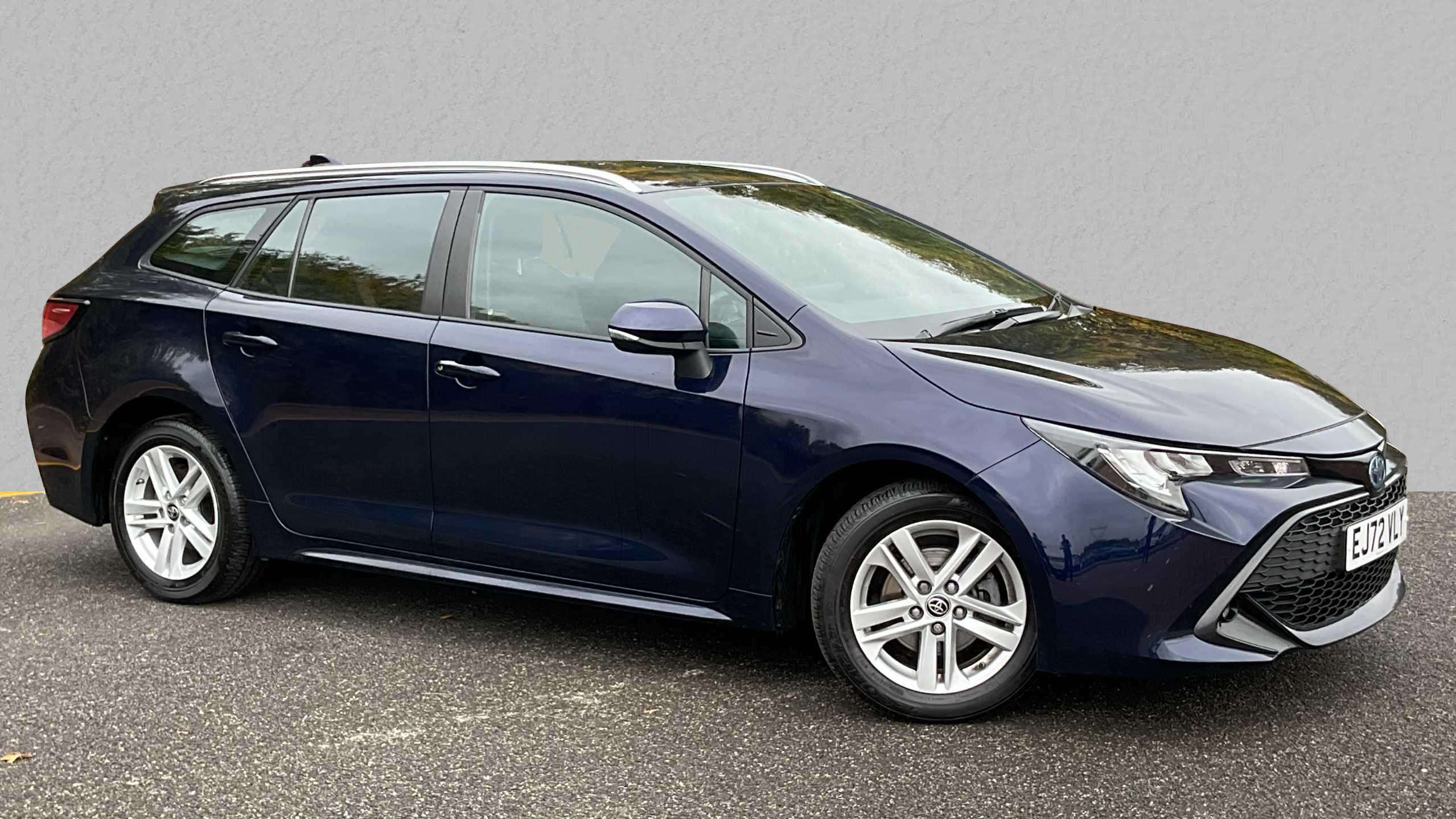 Main listing image - Toyota Corolla Touring Sport