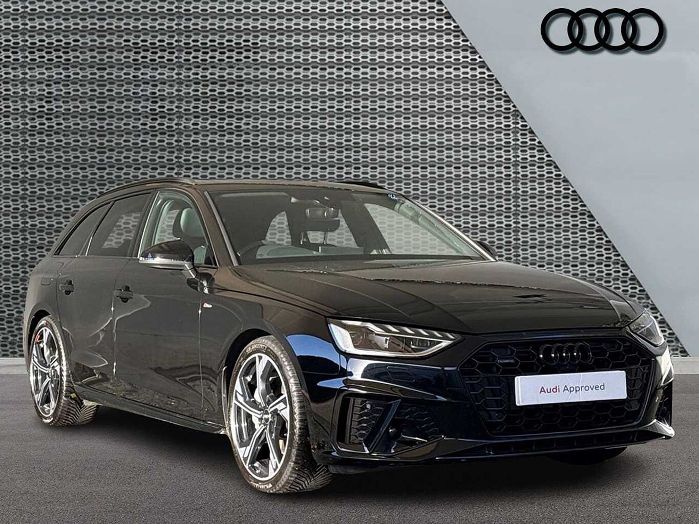 Main listing image - Audi A4