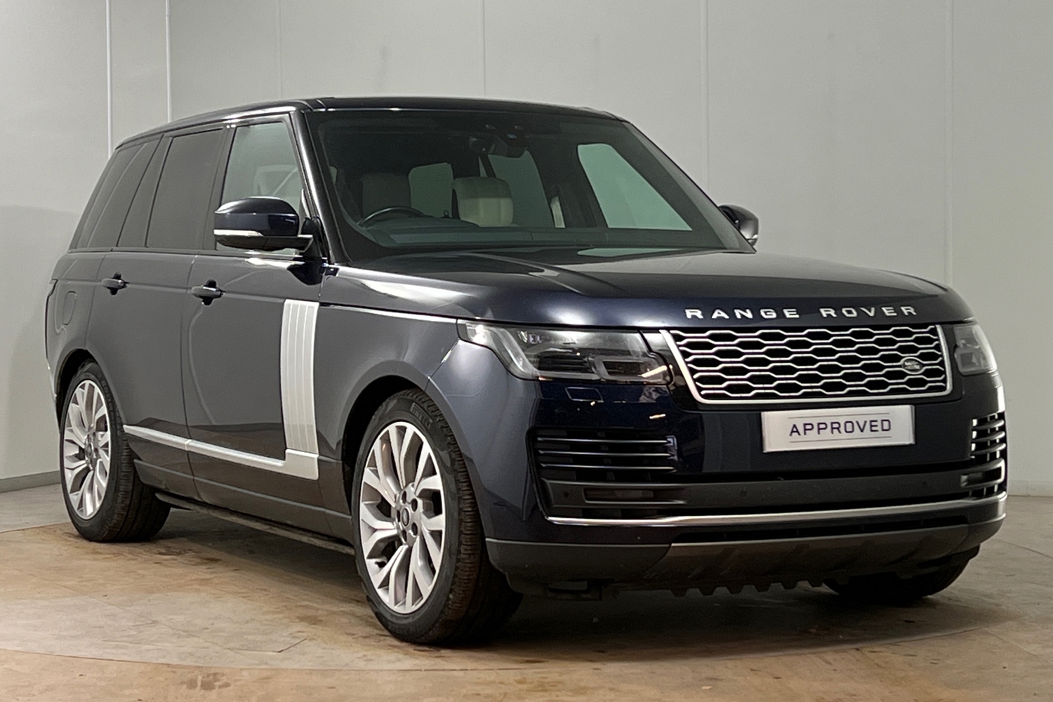 Main listing image - Land Rover Range Rover