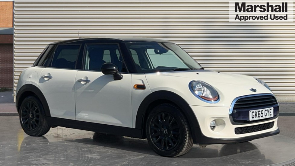 Main listing image - MINI Hatchback 5dr