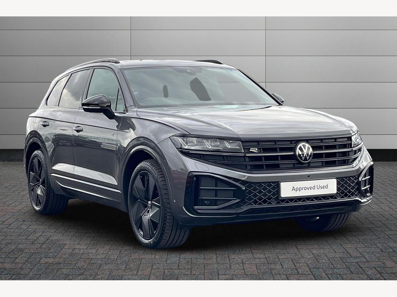 Main listing image - Volkswagen Touareg