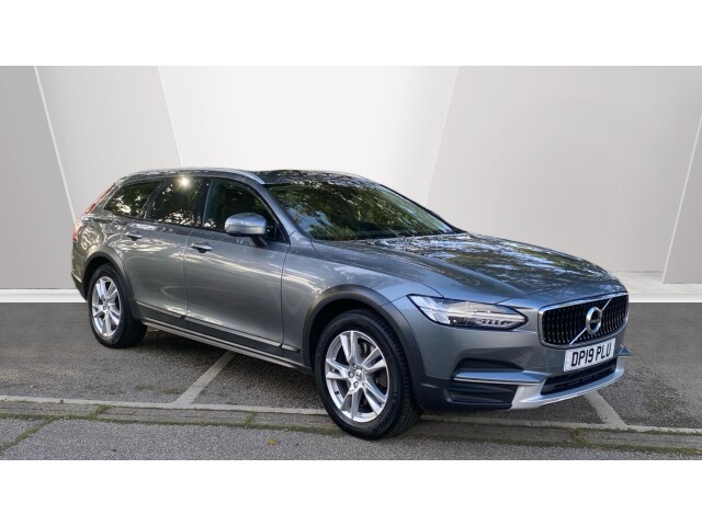 Main listing image - Volvo V90