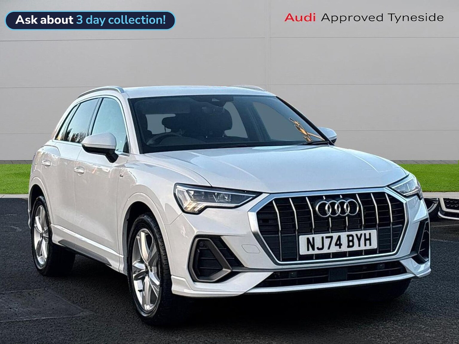 Main listing image - Audi Q3