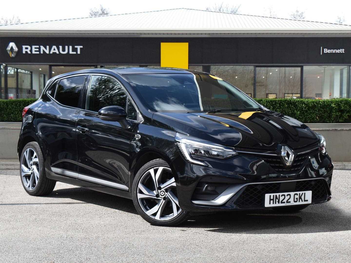 Main listing image - Renault Clio