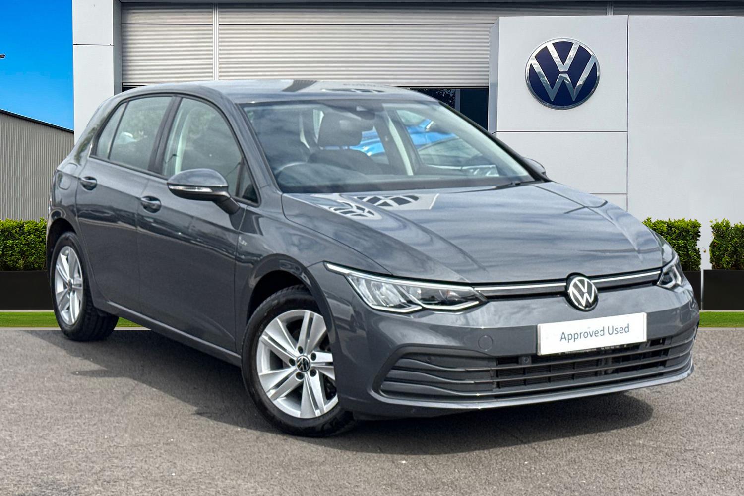 Main listing image - Volkswagen Golf
