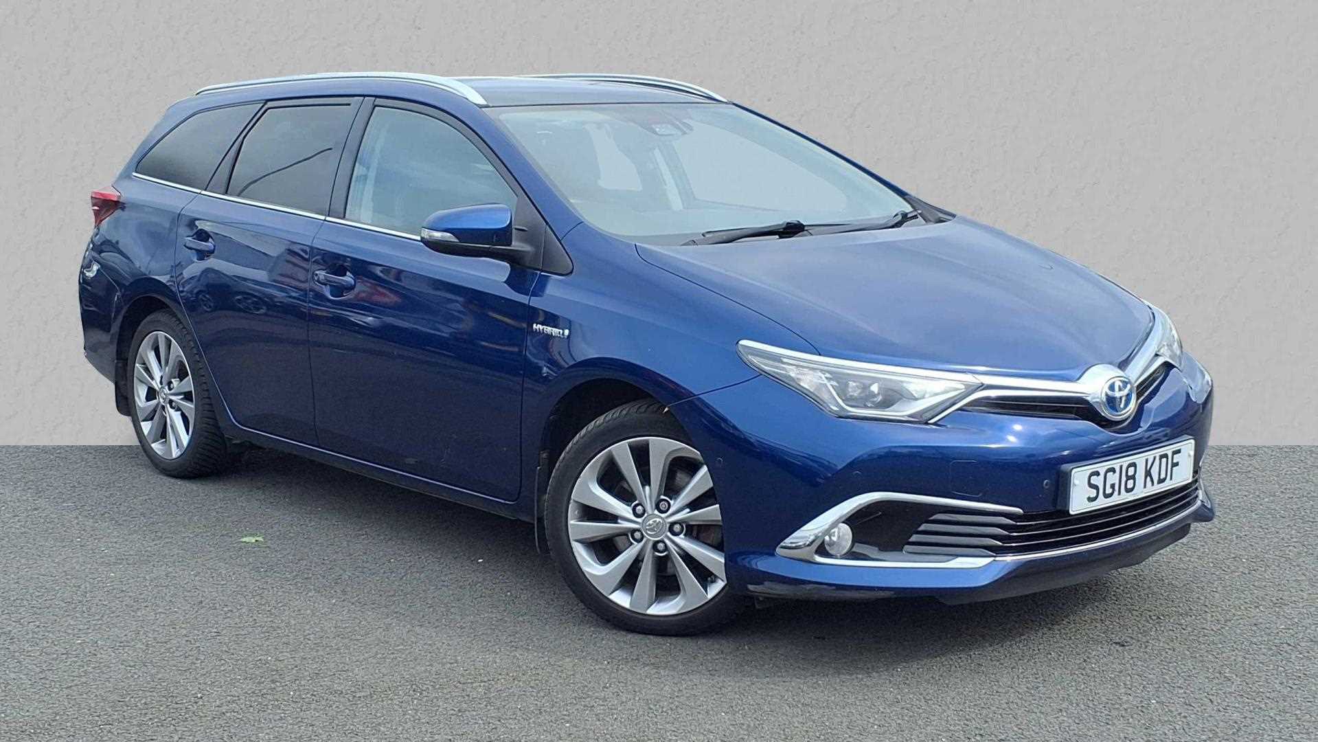 Main listing image - Toyota Auris Touring Sport