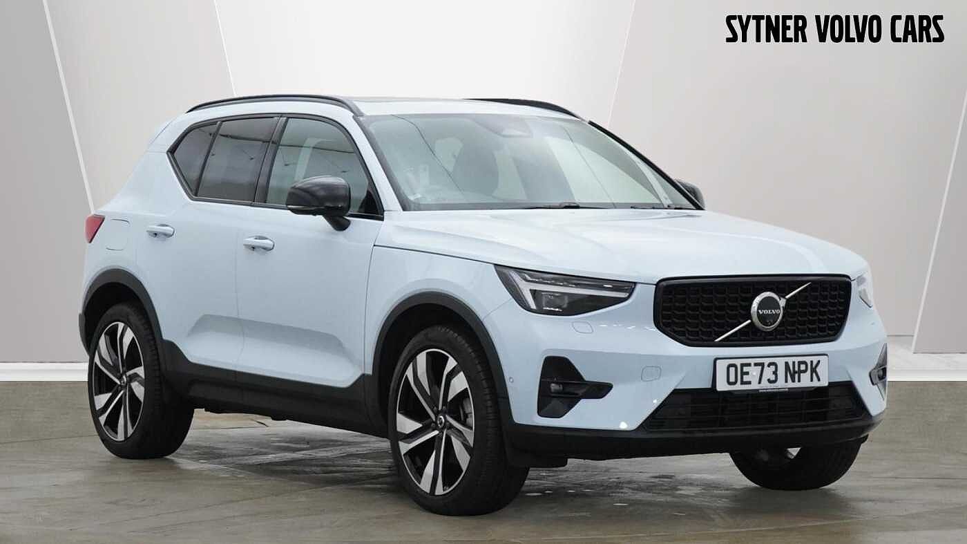 Main listing image - Volvo XC40