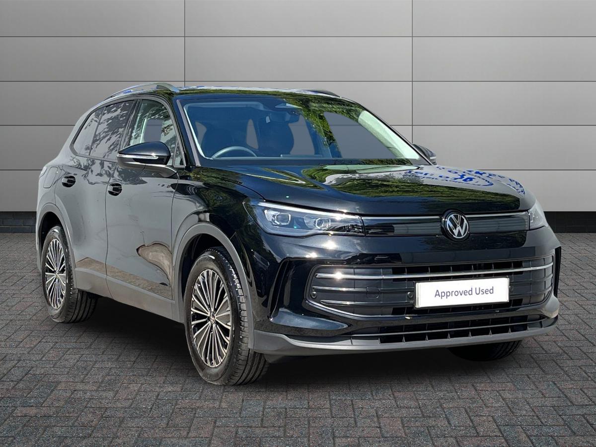 Main listing image - Volkswagen Tiguan