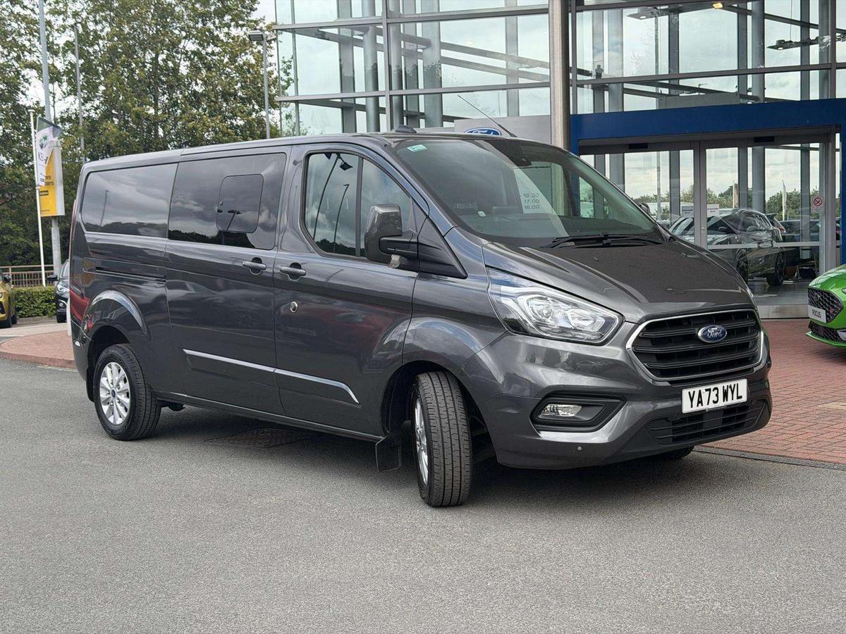 Main listing image - Ford Transit Custom