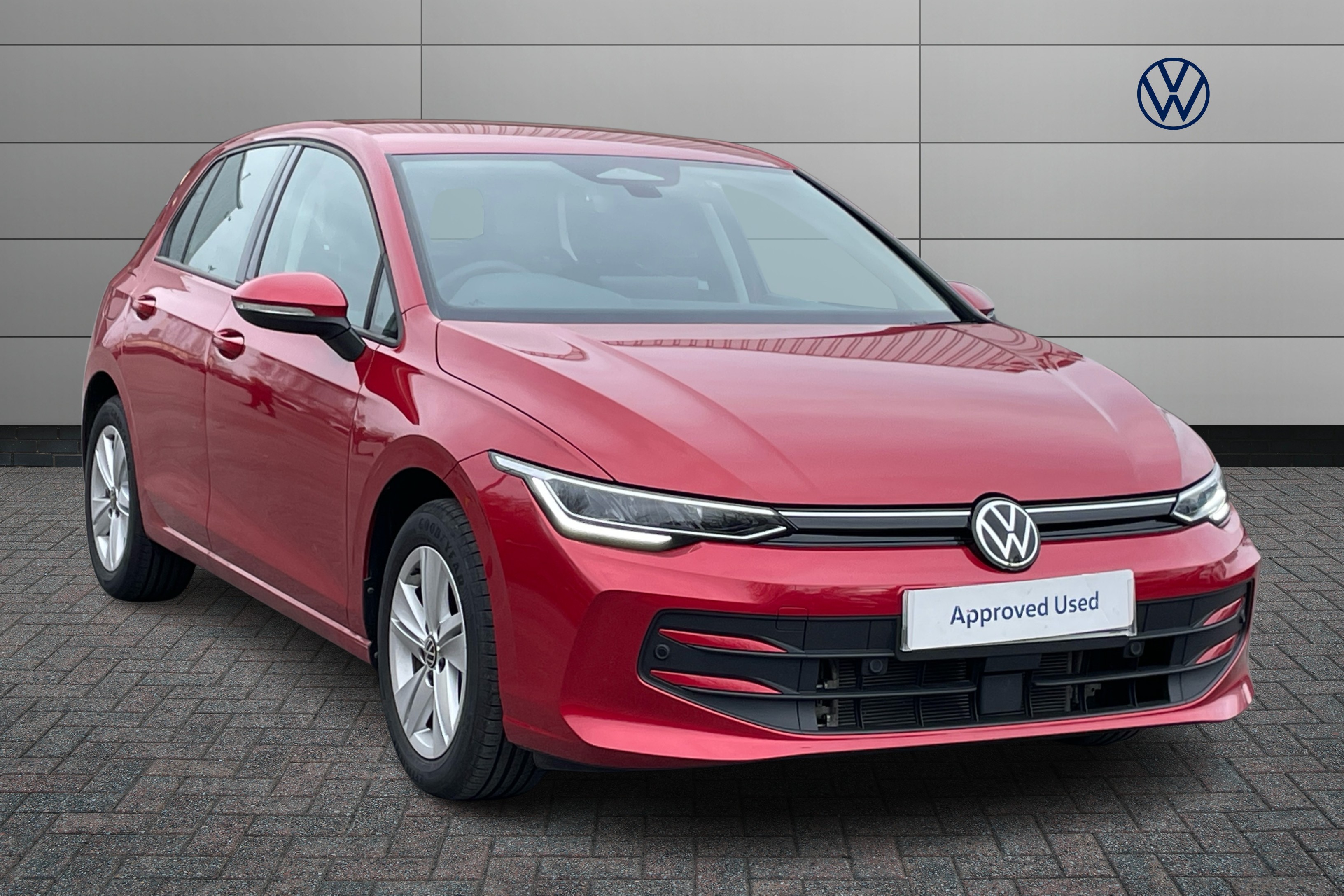 Main listing image - Volkswagen Golf