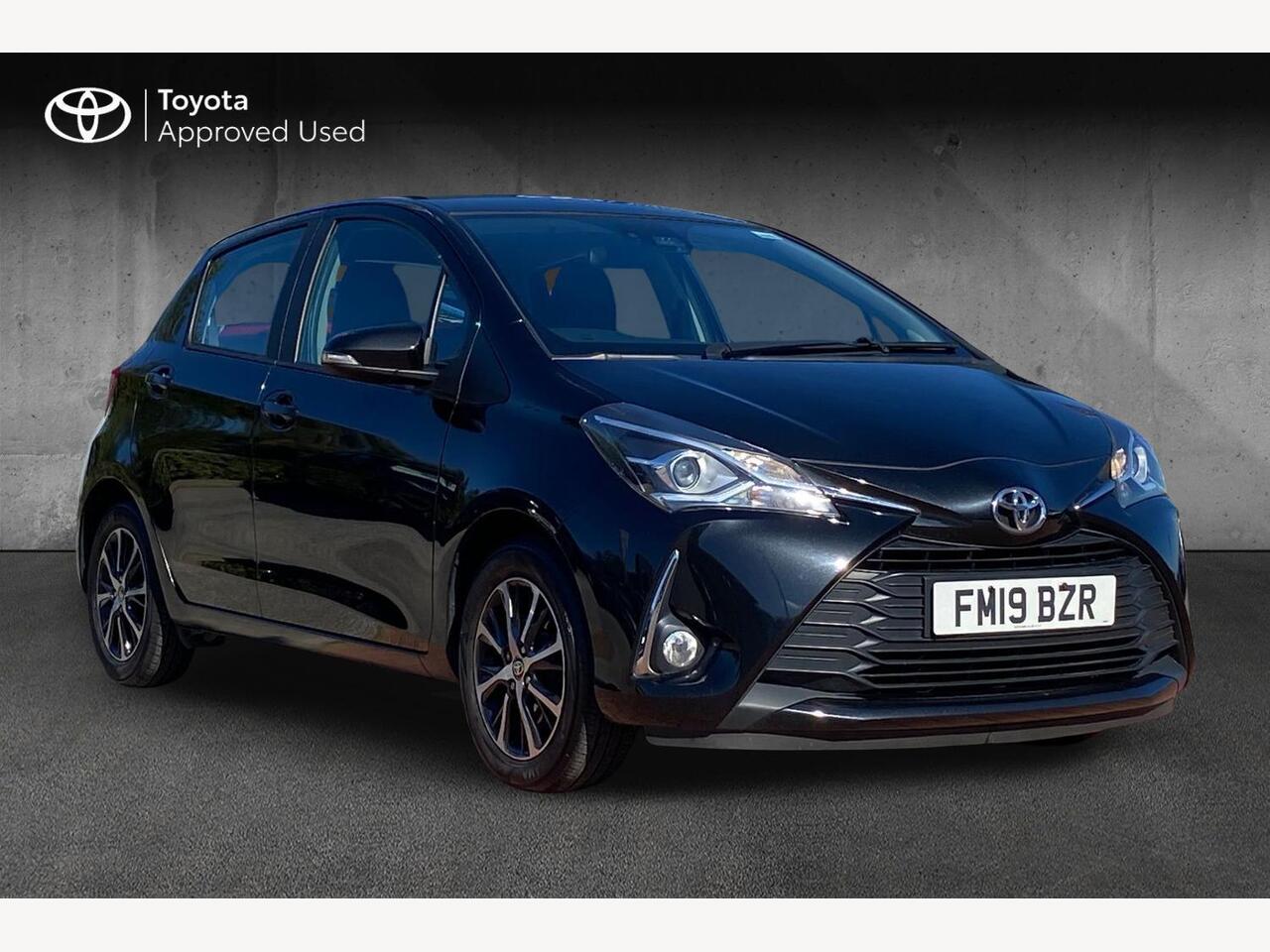 Main listing image - Toyota Yaris