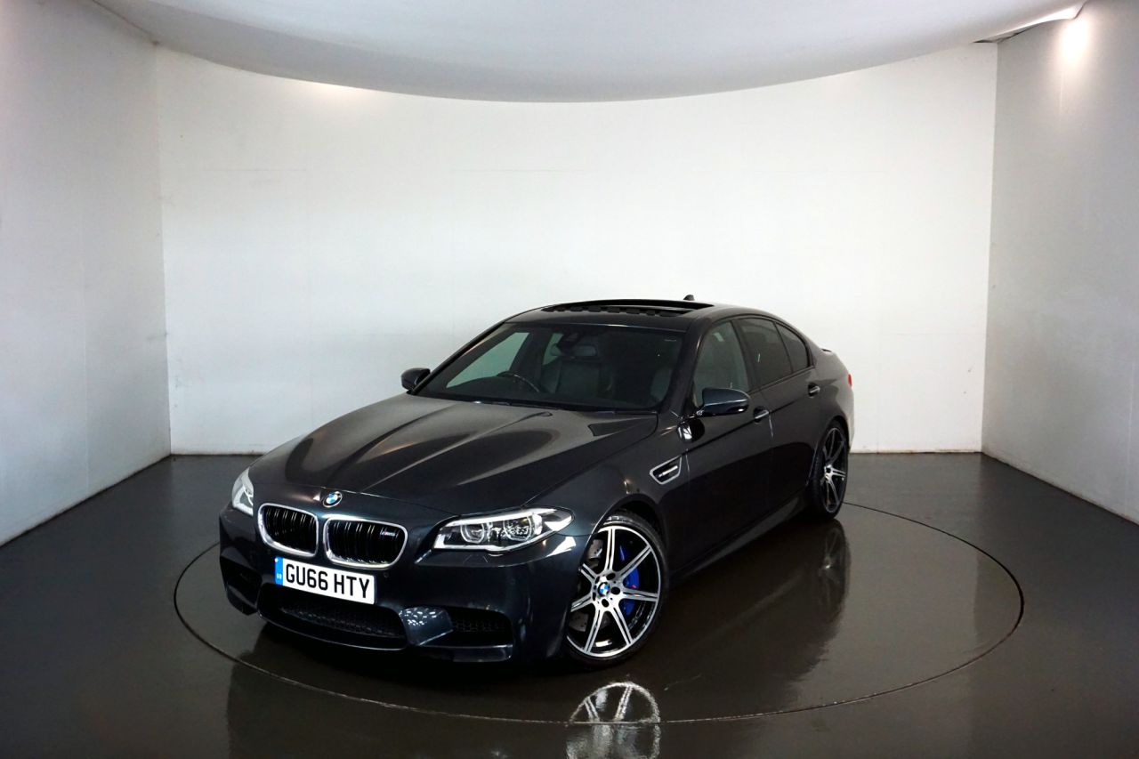 Main listing image - BMW M5