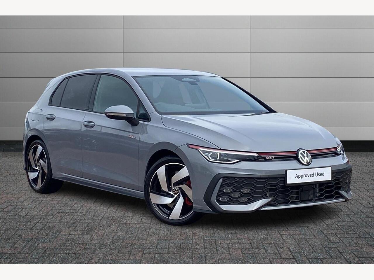 Main listing image - Volkswagen Golf
