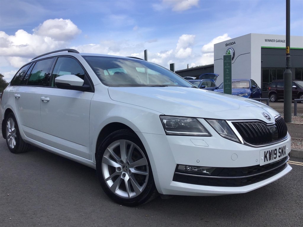 Main listing image - Skoda Octavia Estate