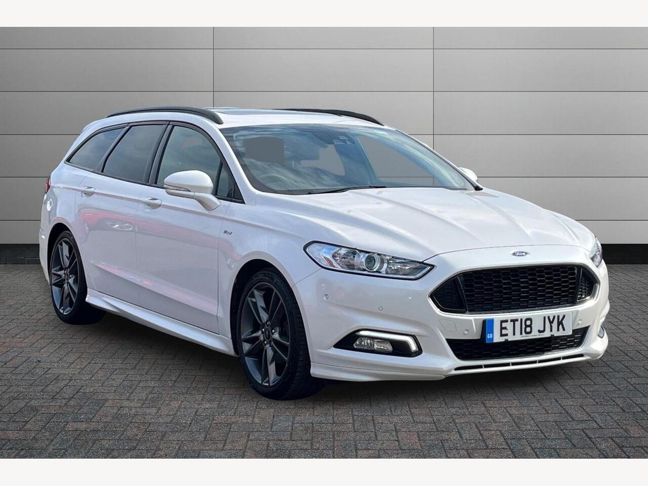 Main listing image - Ford Mondeo Estate