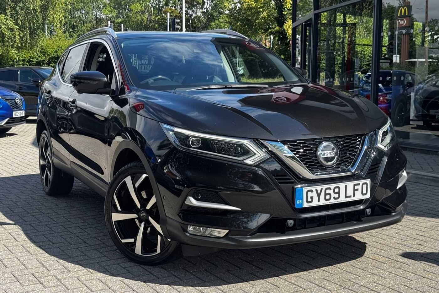 Main listing image - Nissan Qashqai