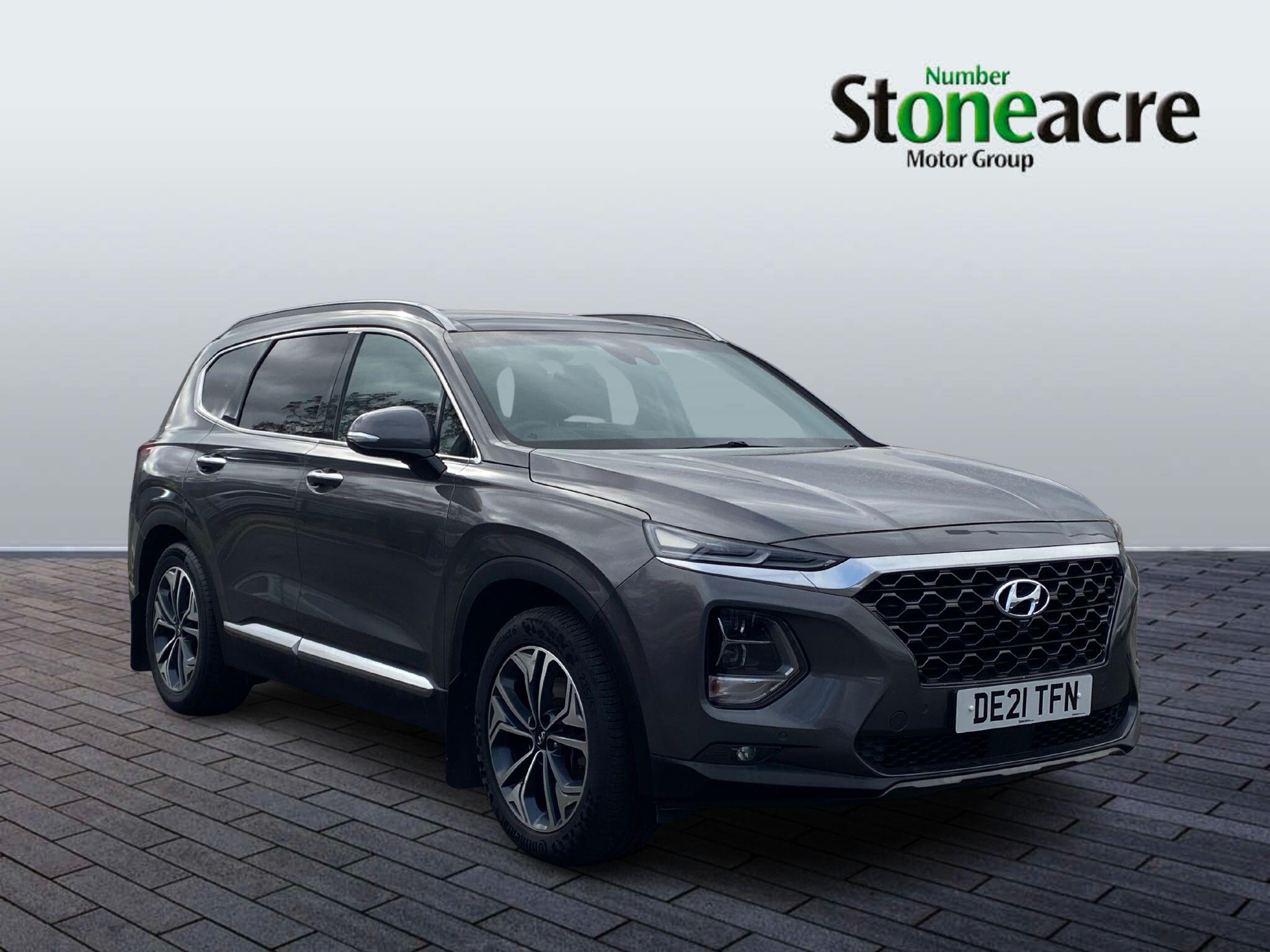Main listing image - Hyundai Santa Fe