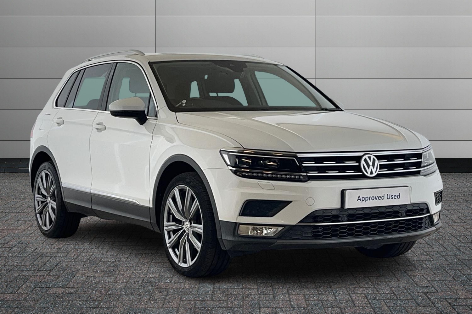 Main listing image - Volkswagen Tiguan