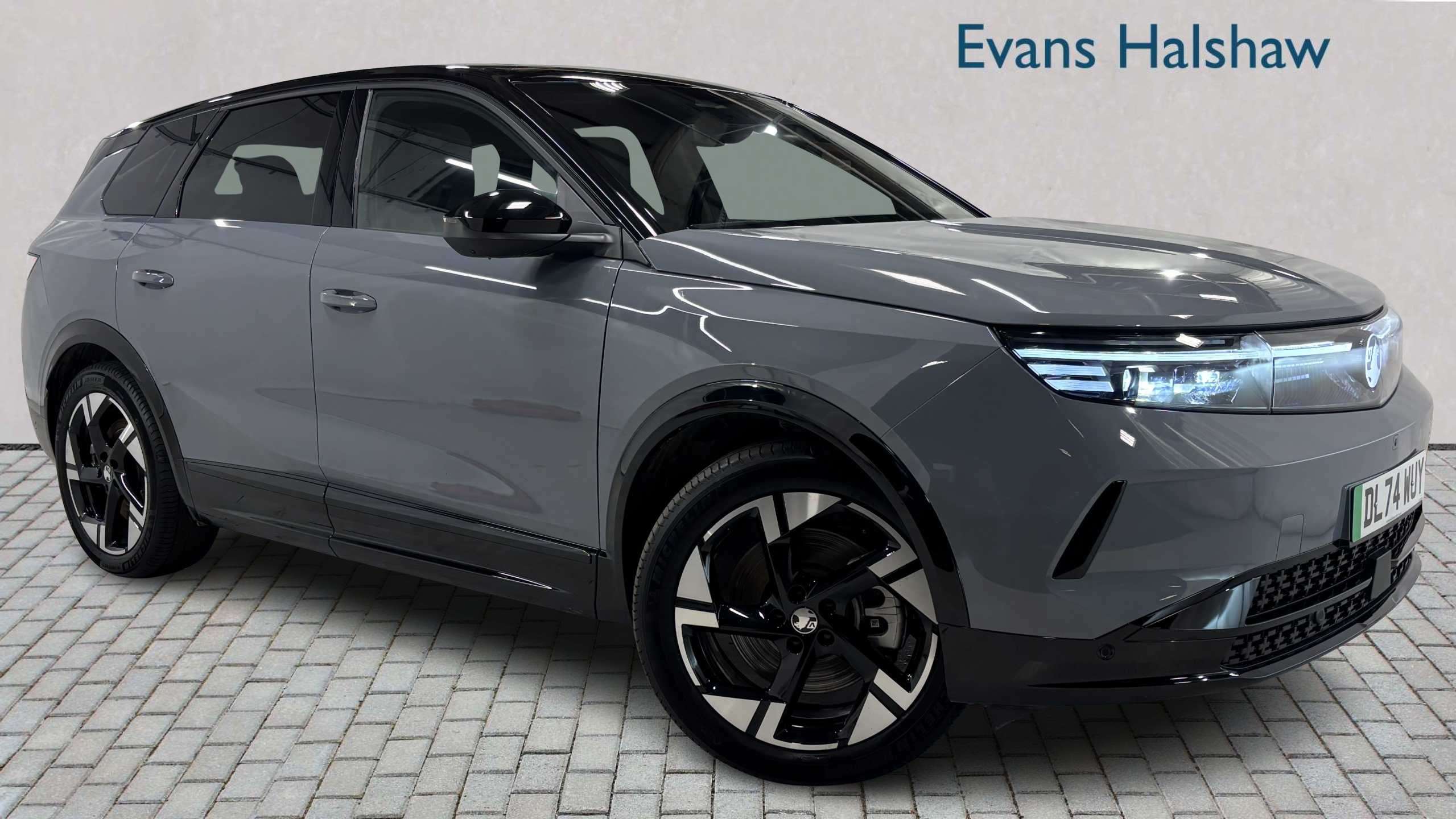 Main listing image - Vauxhall Grandland