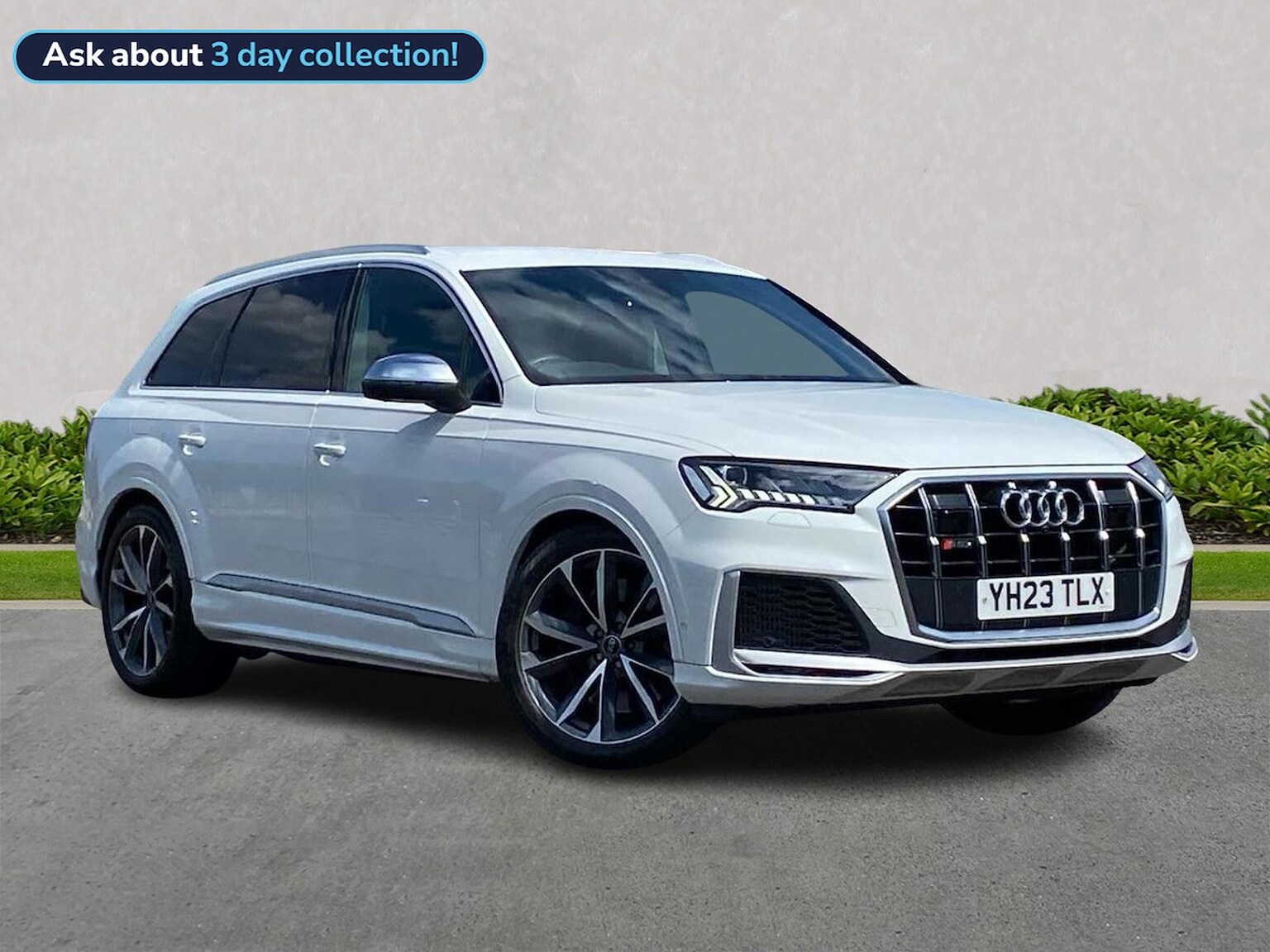Main listing image - Audi Q7
