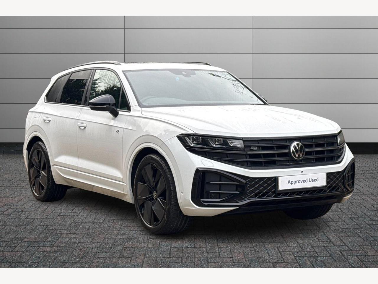 Main listing image - Volkswagen Touareg