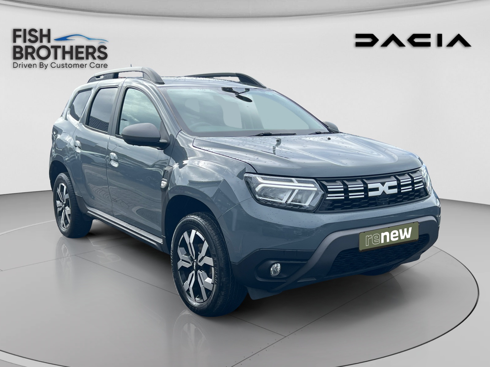 Main listing image - Dacia Duster