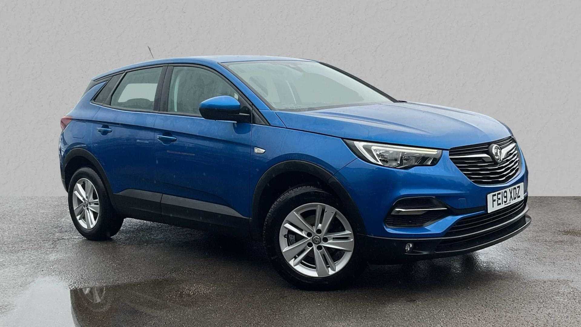 Main listing image - Vauxhall Grandland X