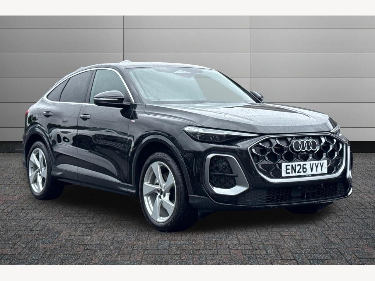 Main listing image - Audi Q5