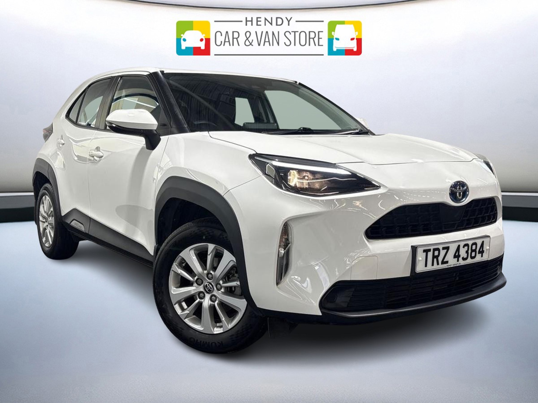Main listing image - Toyota Yaris Cross