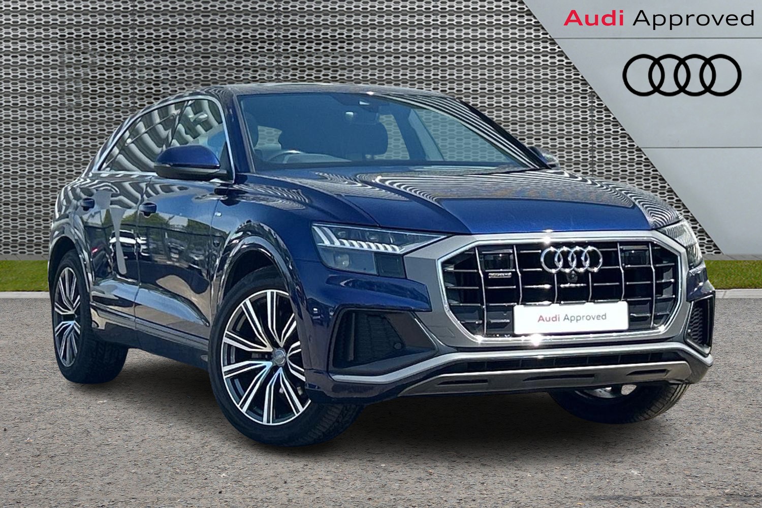 Main listing image - Audi Q8