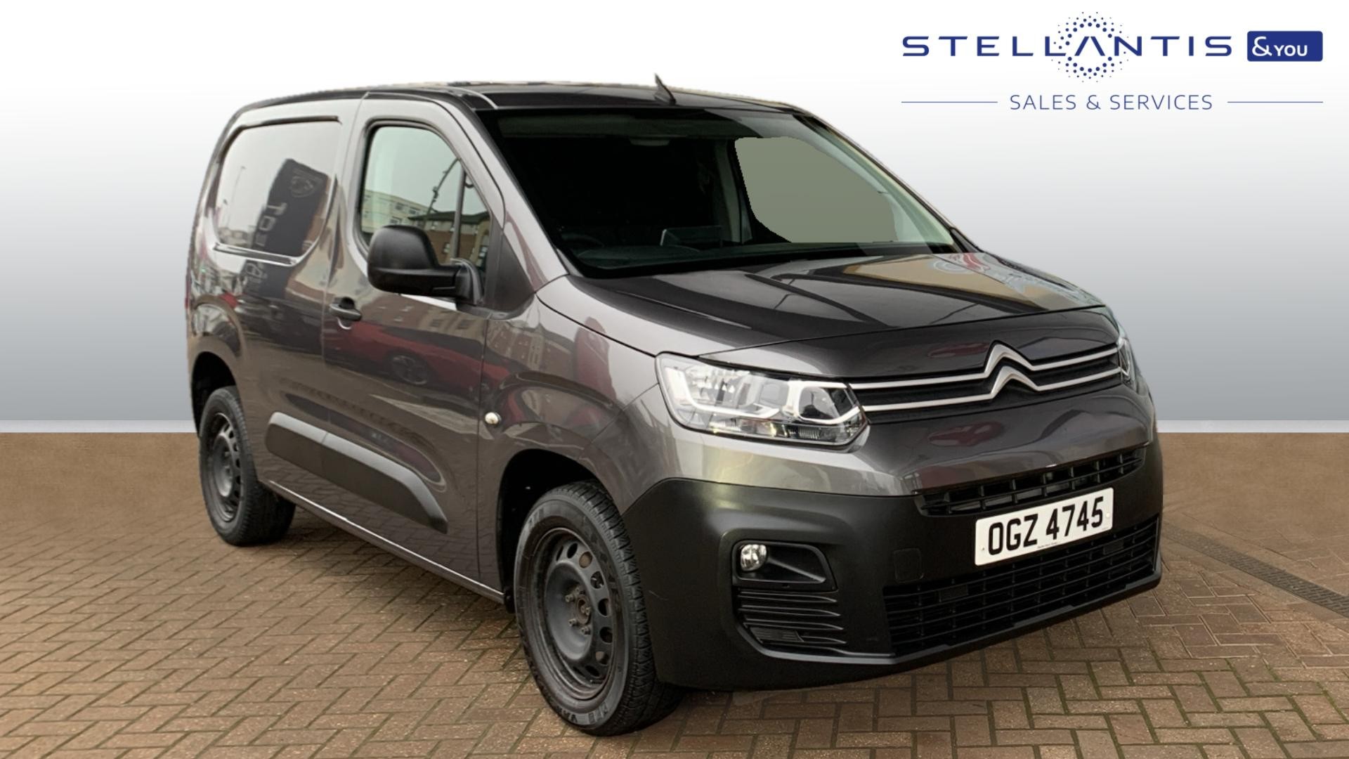 Main listing image - Citroen Berlingo Van