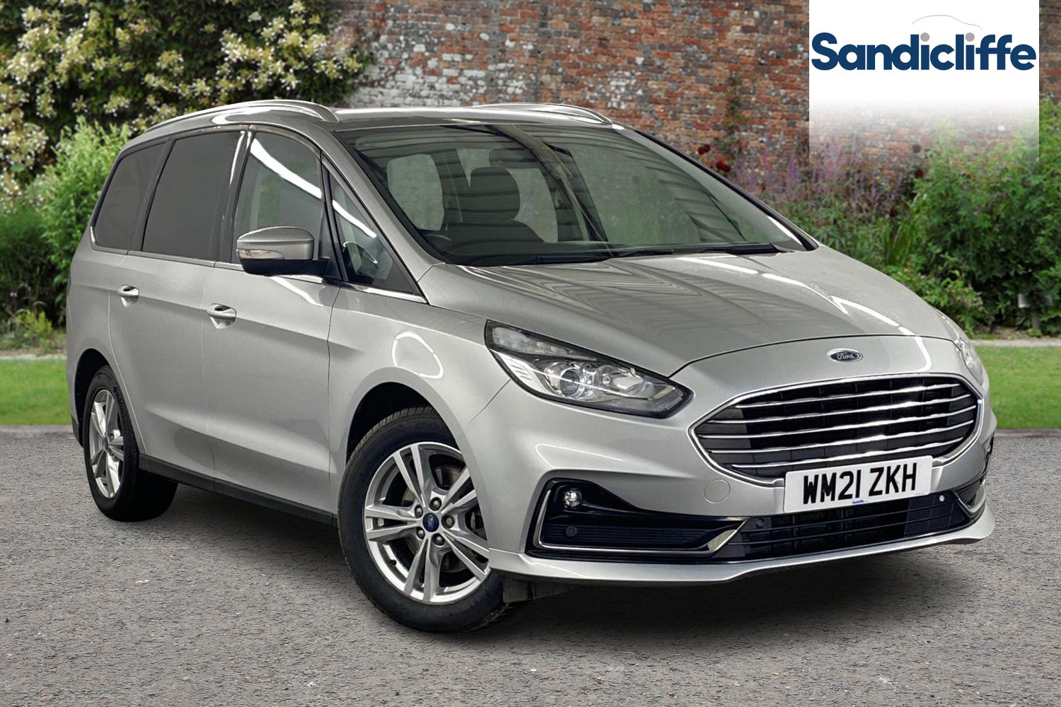 Main listing image - Ford Galaxy