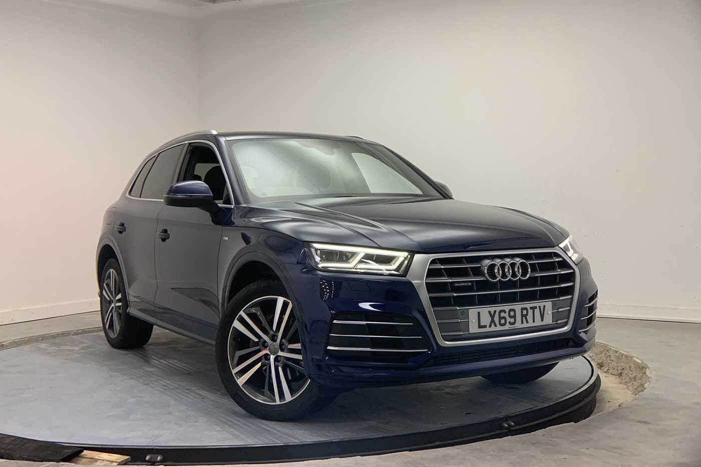 Main listing image - Audi Q5