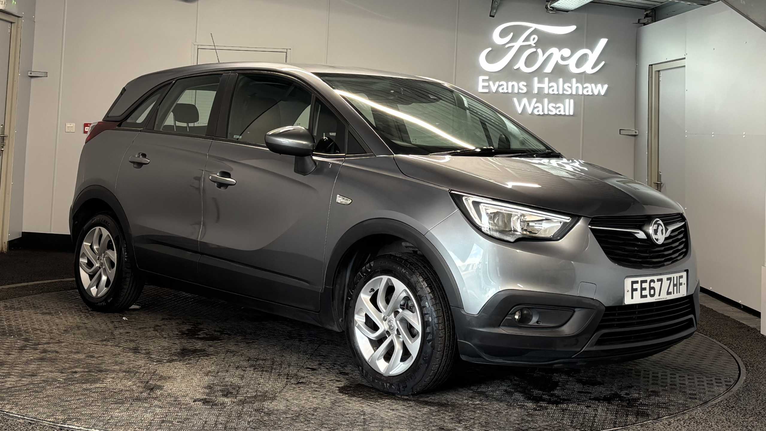 Main listing image - Vauxhall Crossland X
