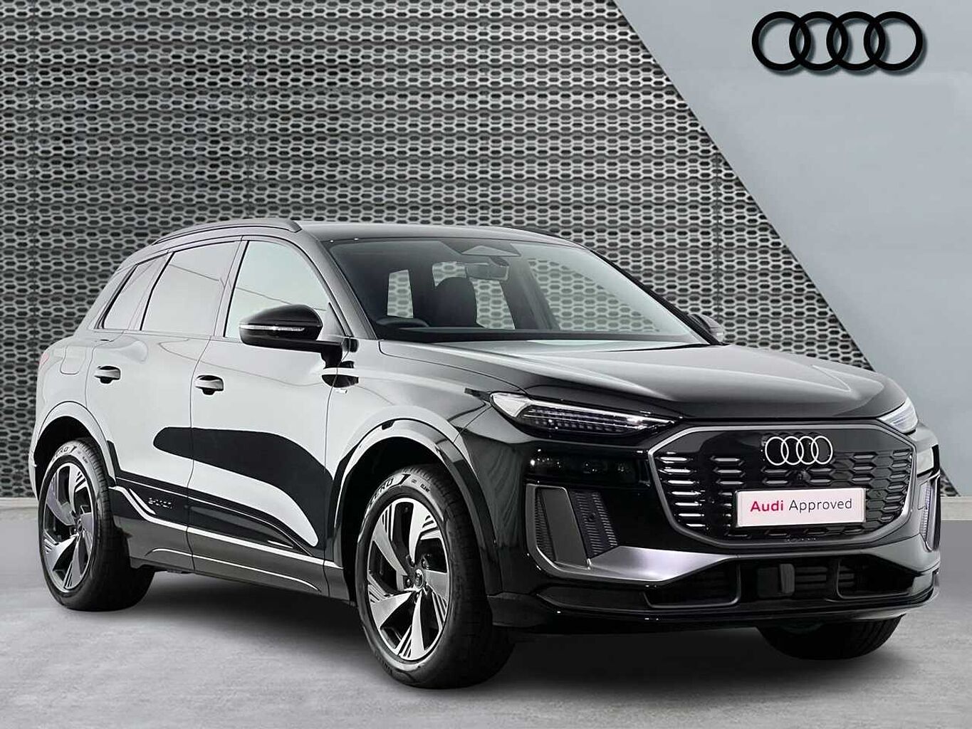 Main listing image - Audi Q6