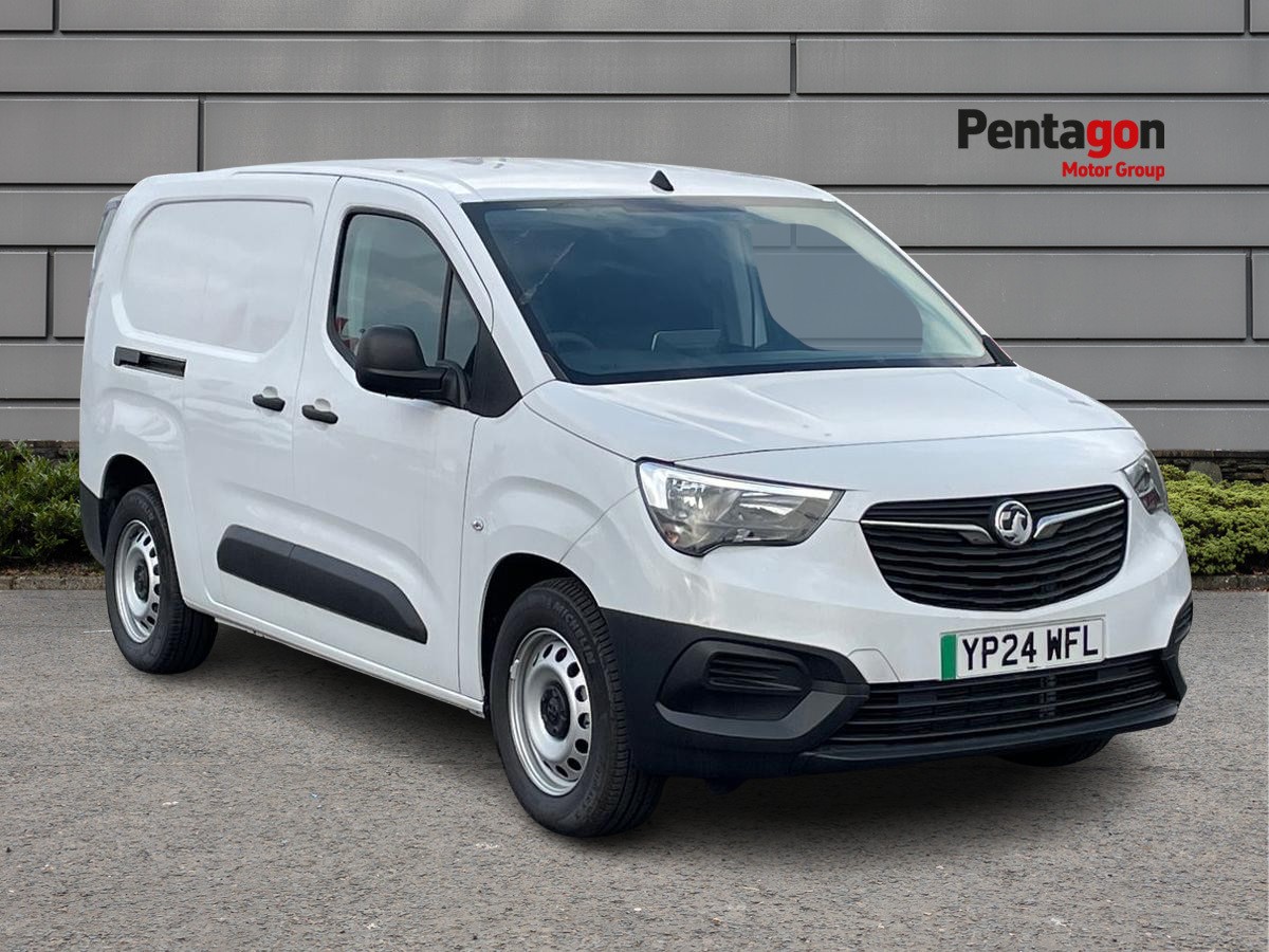 Main listing image - Vauxhall Combo Cargo-e