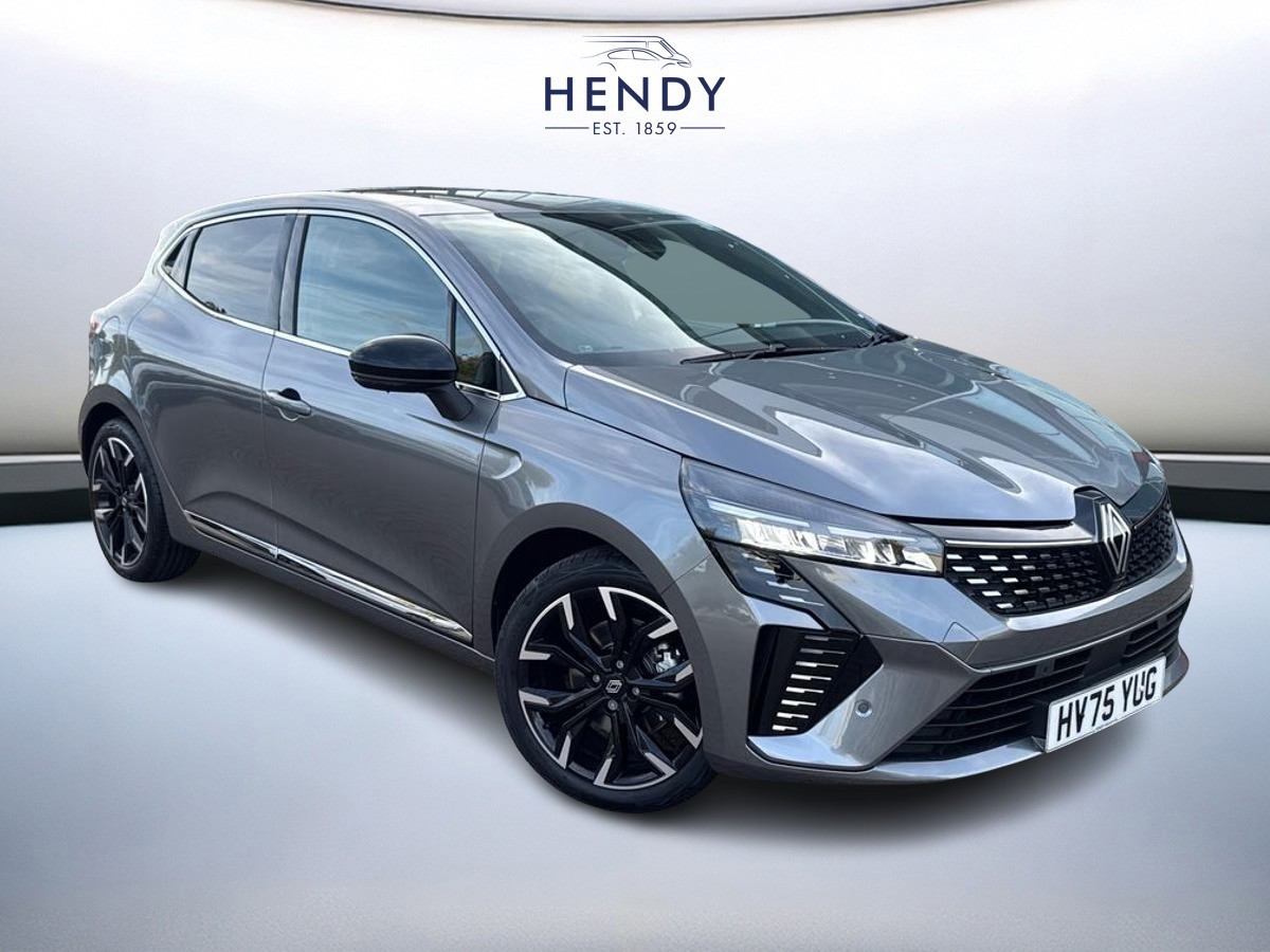 Main listing image - Renault Clio