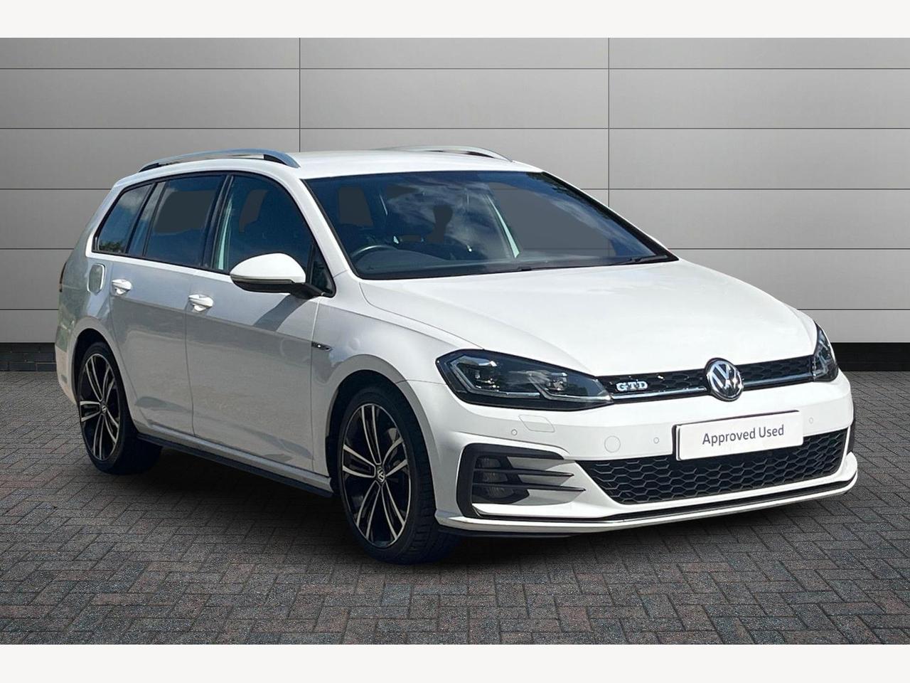 Main listing image - Volkswagen Golf Estate