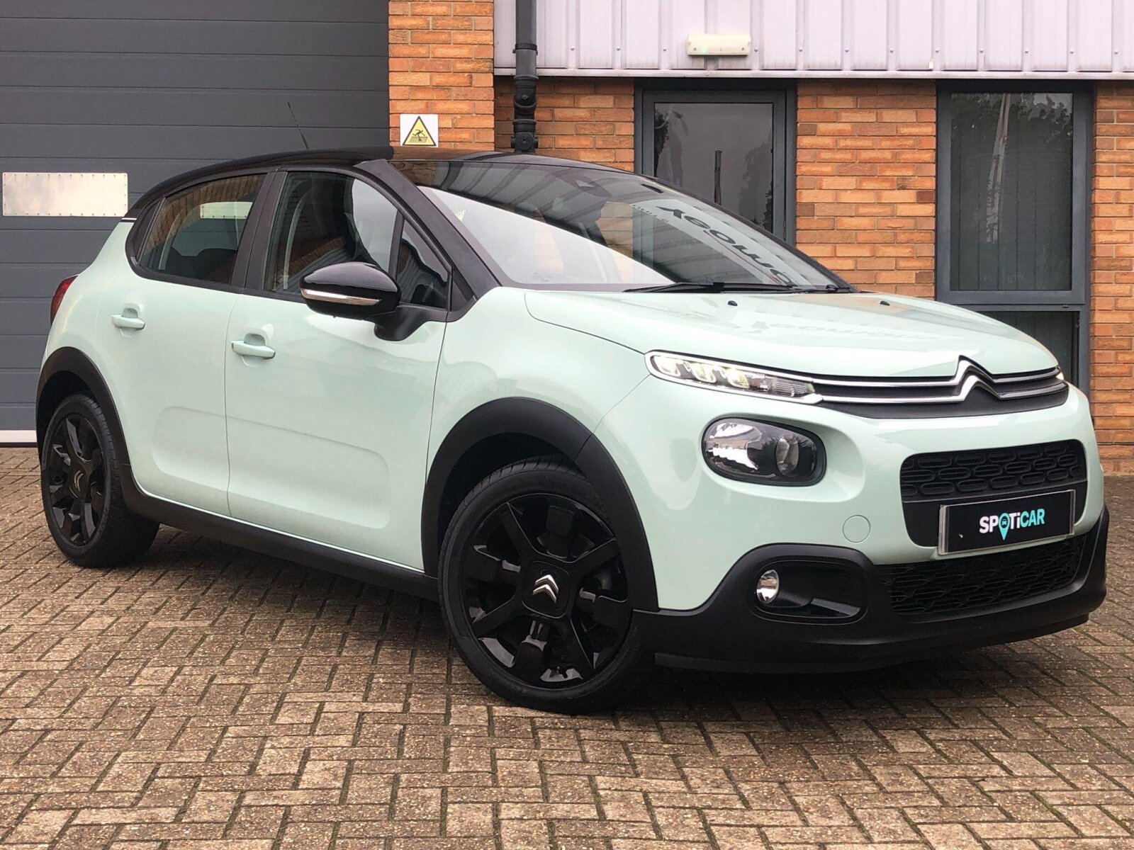 Main listing image - Citroen C3