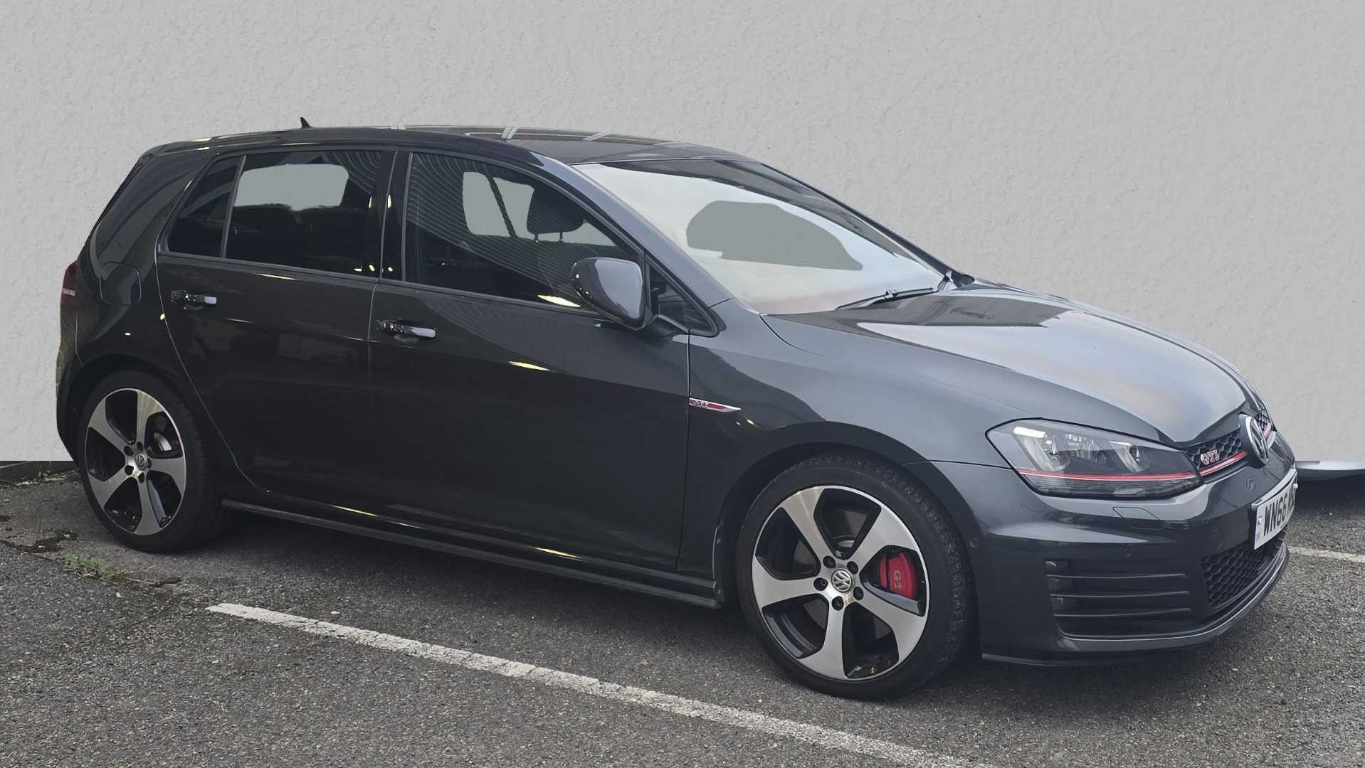 Main listing image - Volkswagen Golf GTI