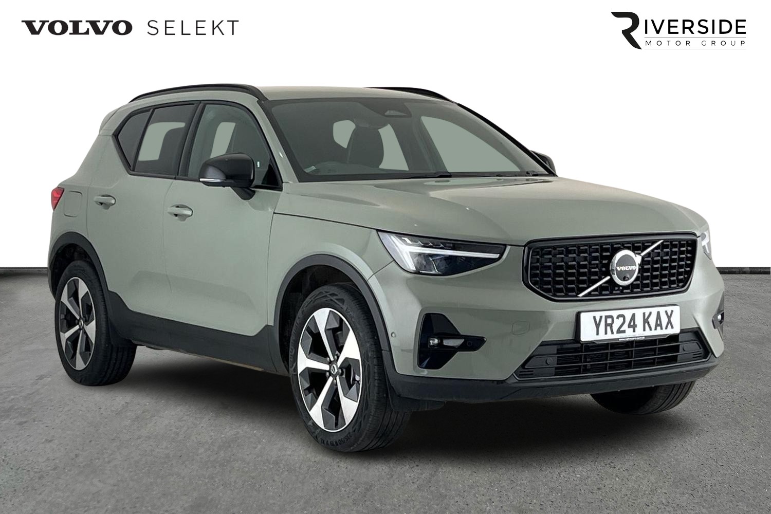 Main listing image - Volvo XC40