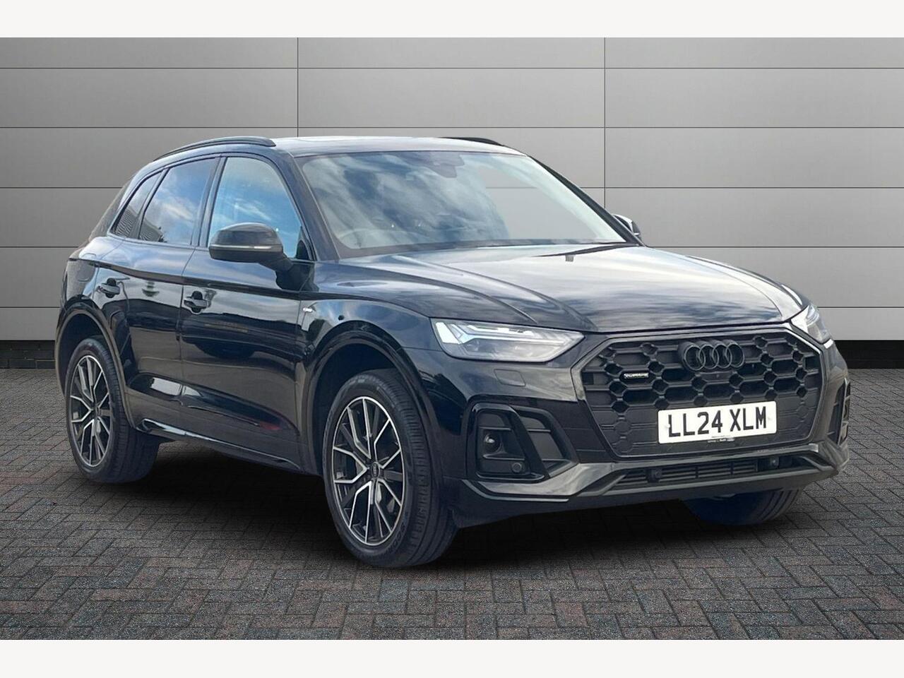 Main listing image - Audi Q5
