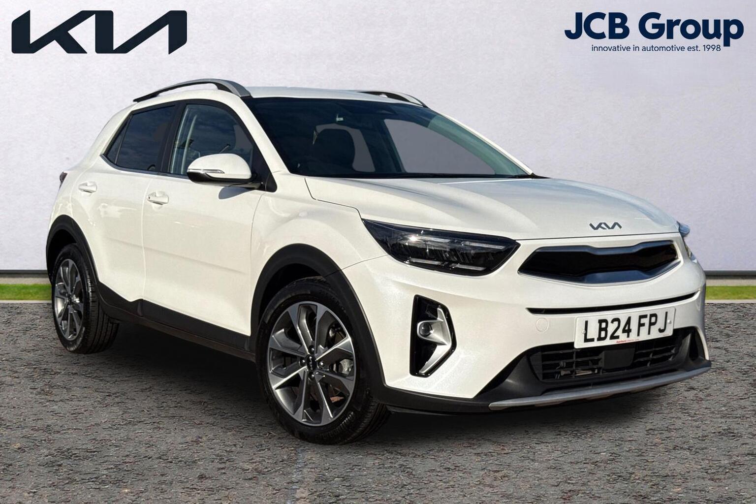 Main listing image - Kia Stonic