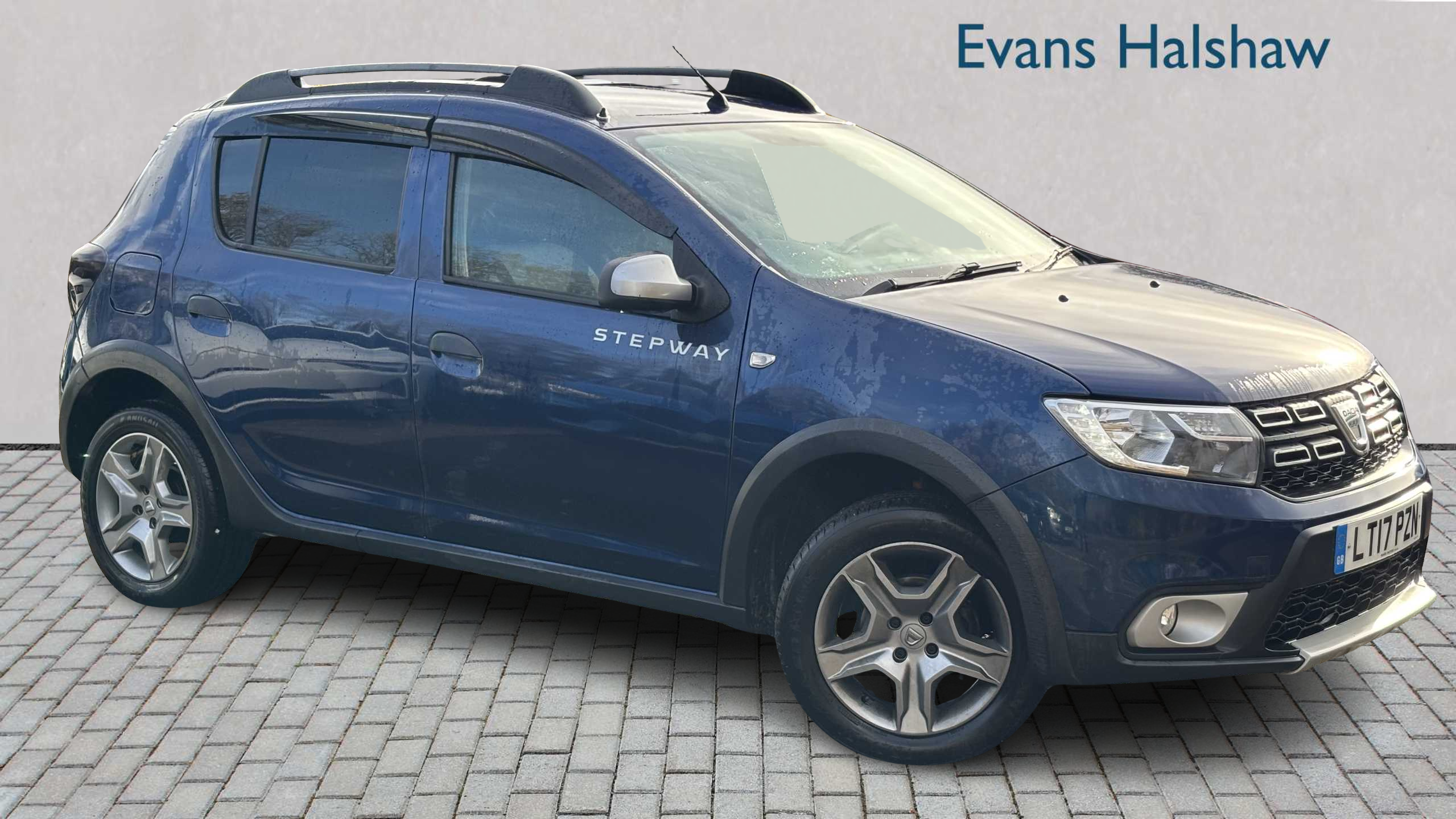 Main listing image - Dacia Sandero Stepway