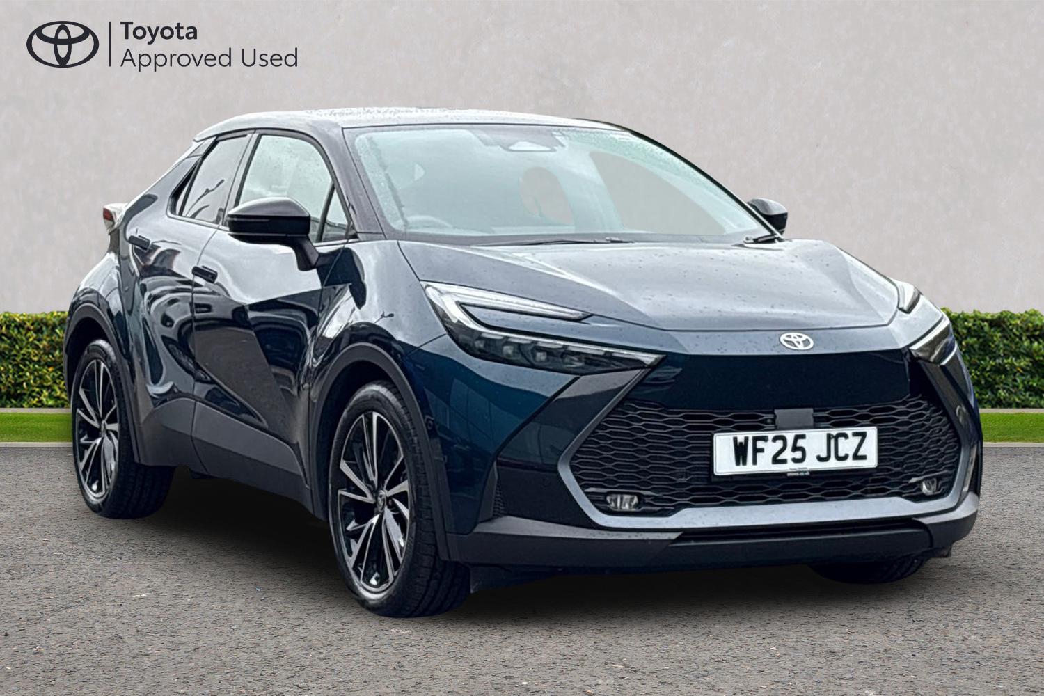 Main listing image - Toyota C-HR