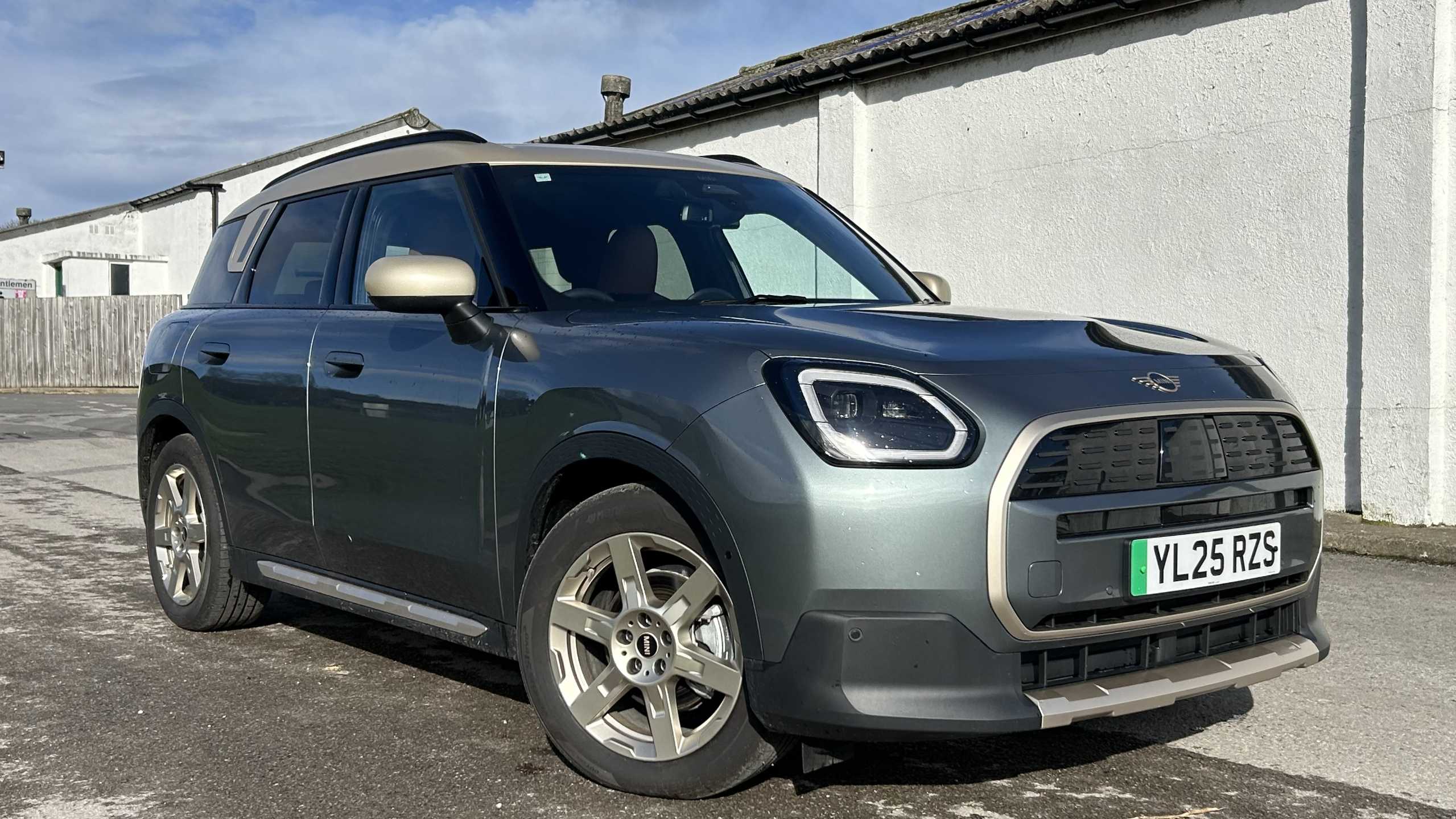 Main listing image - MINI Countryman