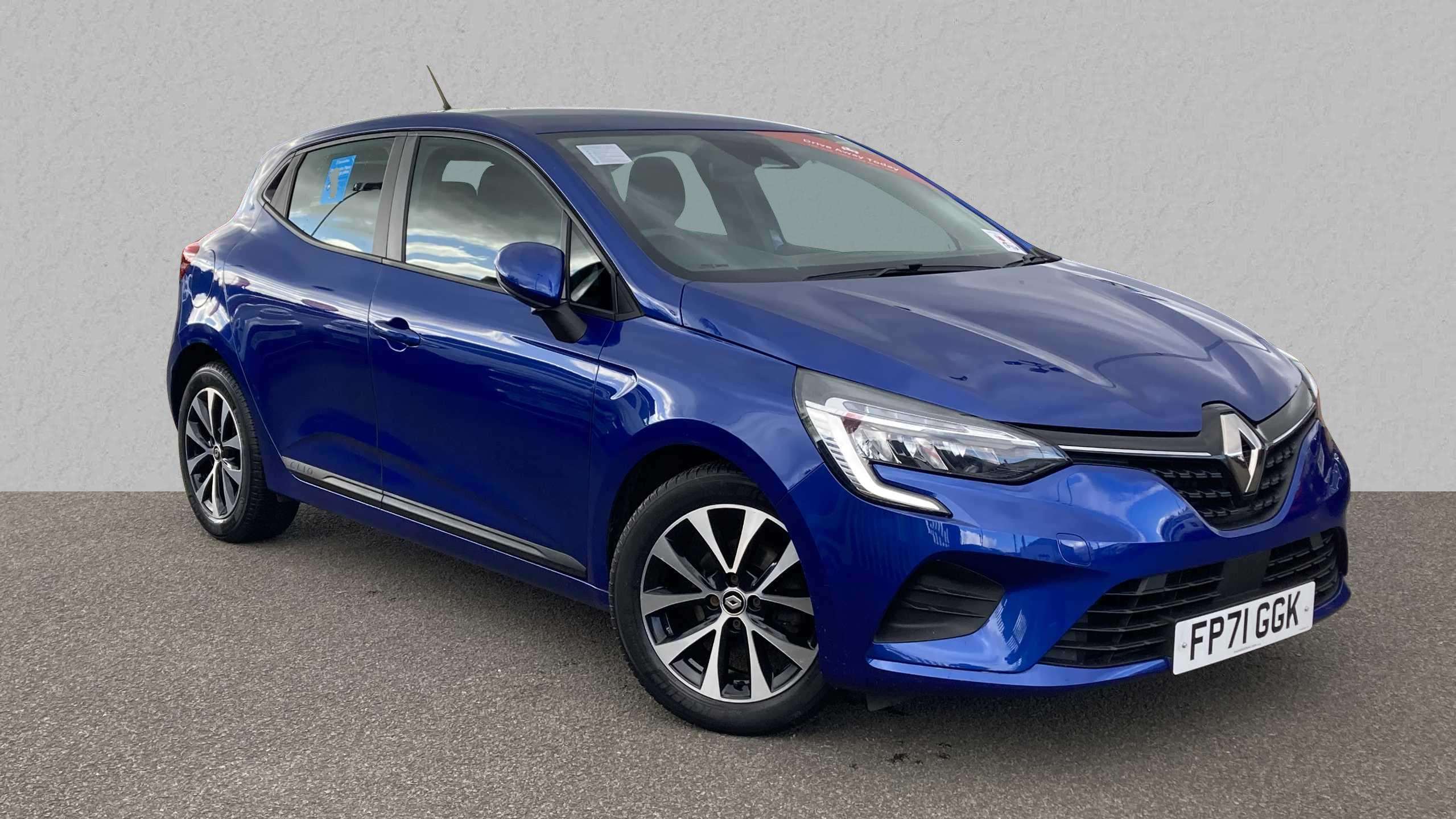 Main listing image - Renault Clio