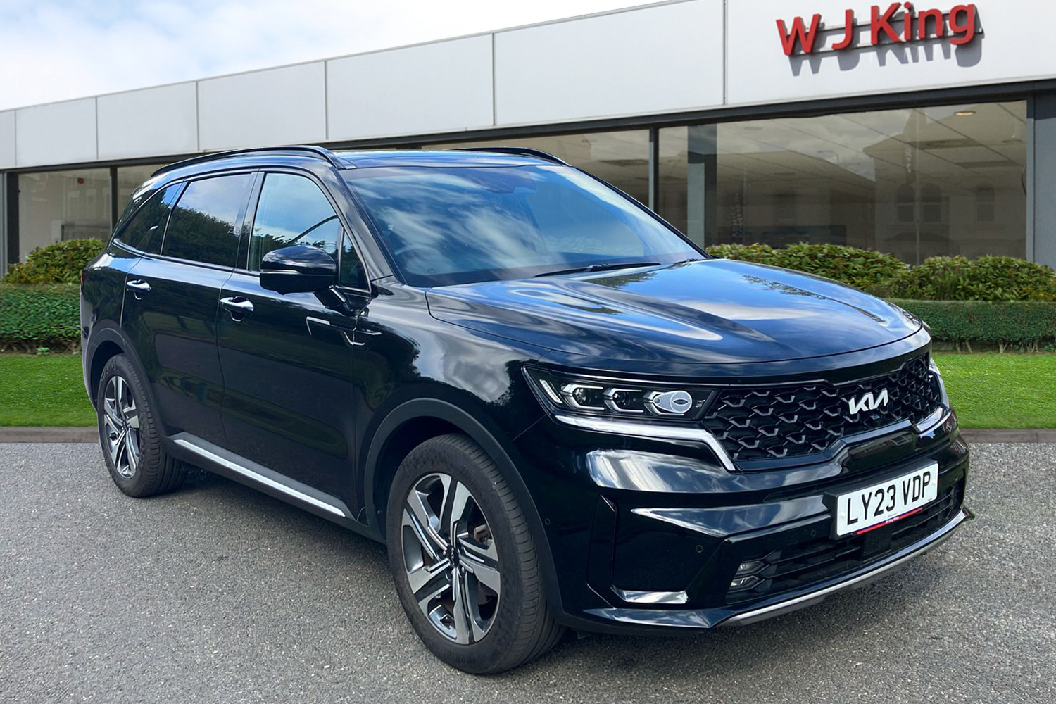 Main listing image - Kia Sorento