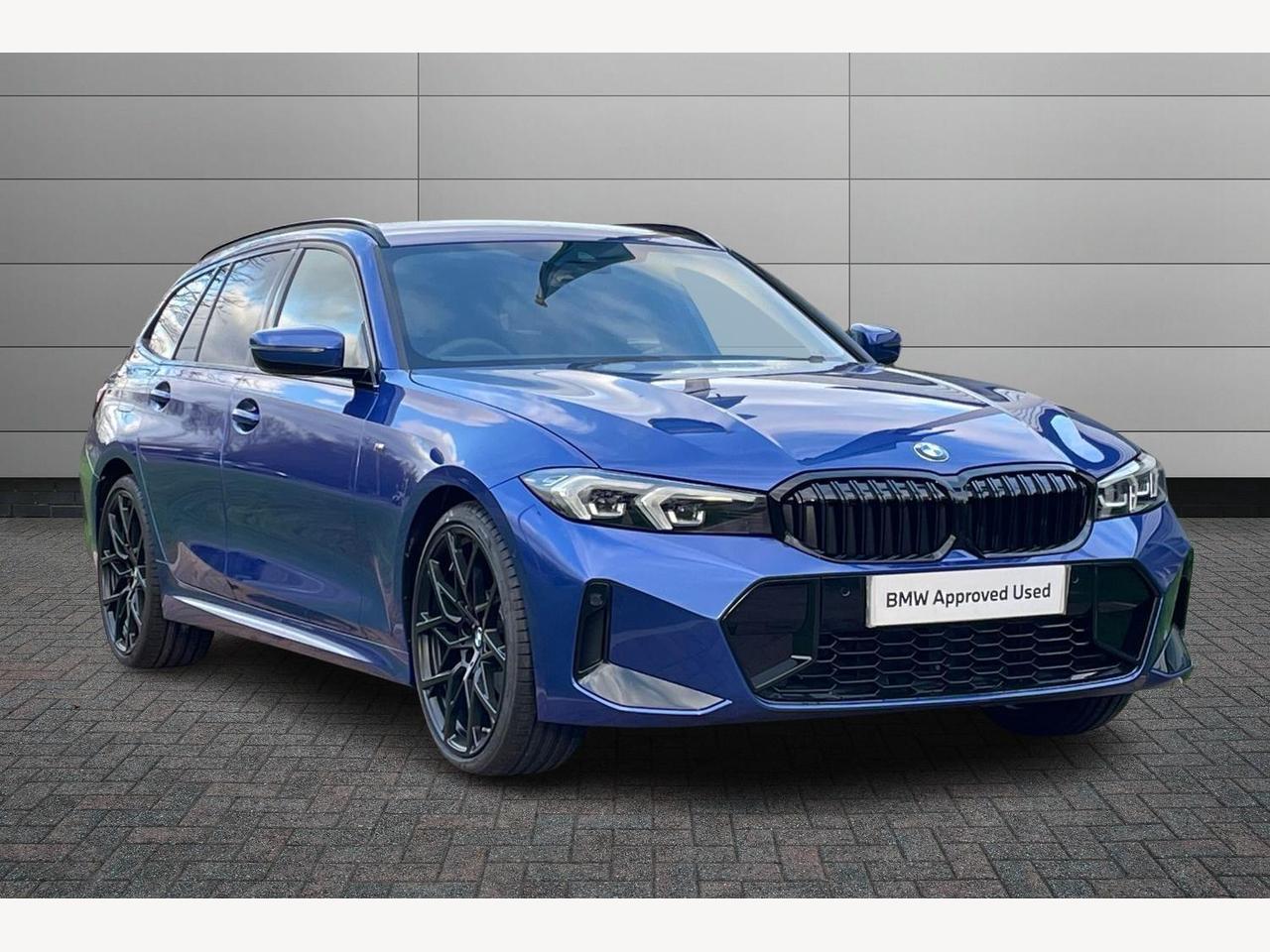 Main listing image - BMW 3 Series Touring